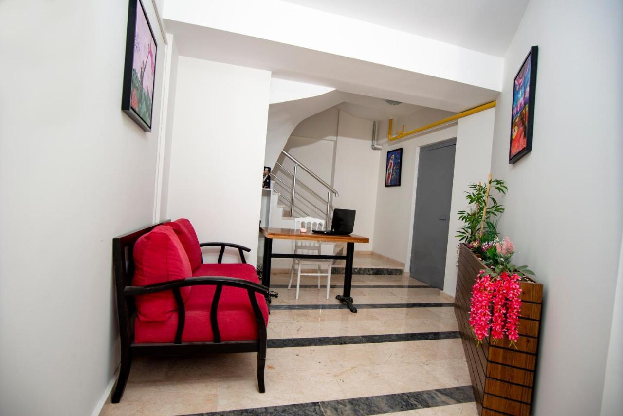Arney Suites Eskisehir Bagian luar foto